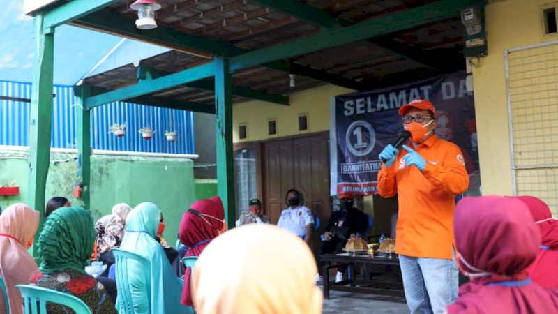 Danny Pomanto saat menghadiri kampanye dialogos di kelurahan paropo kecamatan Panakukang, Sabtu,(10/10).