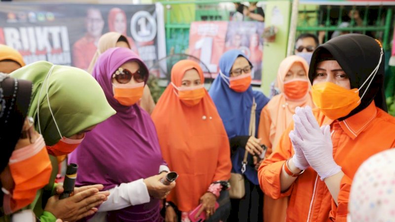 Indira Jusuf Ismail hadiri kampanye dialogis "ADAMA" di Kecamatan Makassar, Selasa,(20/10).