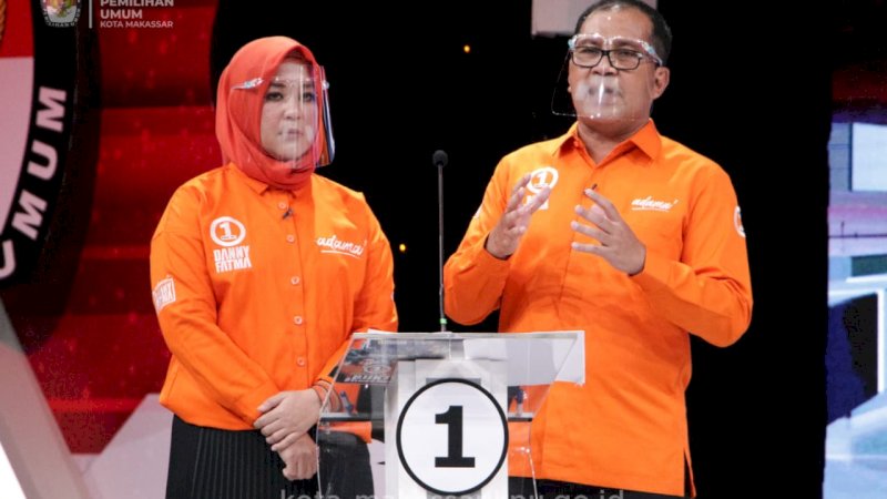 Danny Pomanto dan Fatmawati Rusdi saat ikuti debat kandidat di Jakarta. (7/11).