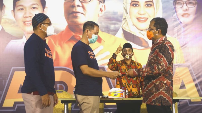 PPNI di Makassar deklarasi dukung paslon urut satu Danny-Fatma di jalan Faizal Raya, Sabtu,  (21/11).