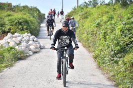 Peringati Hari Sumpah Pemuda, Iqbal Gowes Bareng Kepala Perangkat Daerah