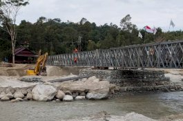 Jembatan Penghubung Lima Desa di Luwu Utara Sudah Bisa Dilalui Pekan Depan