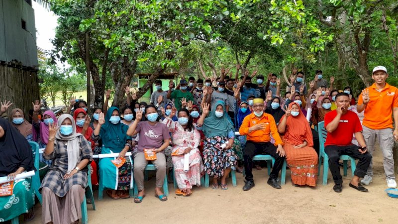 Warga Kampung Ujung Nantikan Kartu Penerima Program Prioritas Anir-Lutfi