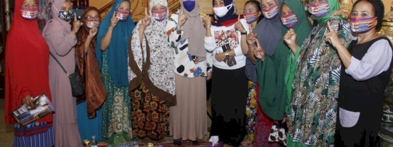 Emak-Emak Dukung Fatma: Pilih yang Ada Perempuannya