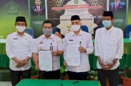 Kemenag Bantaeng dan Disdukcapil Teken MoU Pemutakhiran Data untuk Akses Data SIMKAH