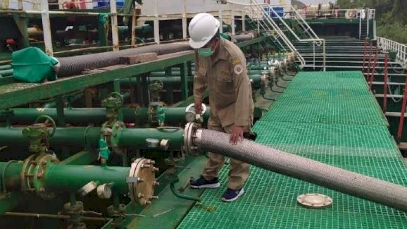 Karantina Pertanian Merauke mencatat sepanjang masa pandemi Covid-19 pada semester I 2020, telah memfasilitasi ekspor minyak kelapa sawit atau Crude Palm Oil (CPO) sebanyak empat kali. (Foto: Istimewa)