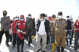 Instruksi JK ke Relawan PMI: Bersihkan Masamba