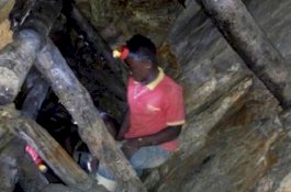 50 Penambang Emas Diperkirakan Tewas Tertimbun di Kongo