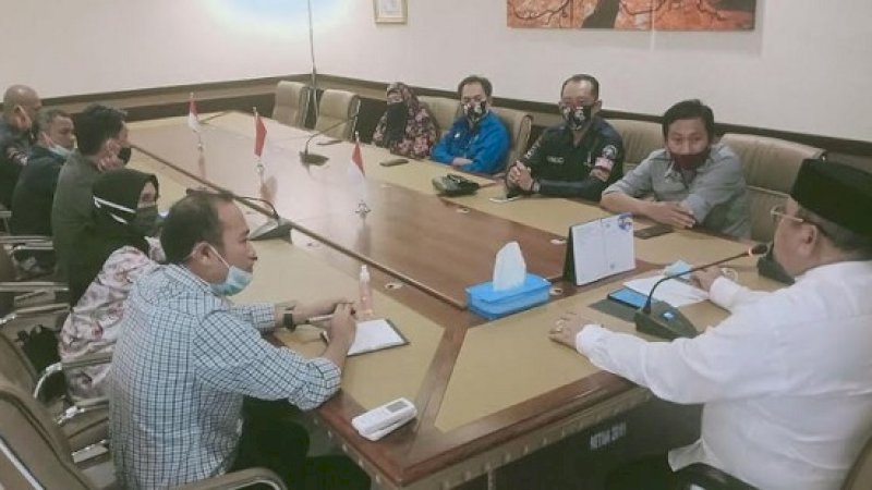 Sekretaris Daerah (Sekda) Jeneponto, Syafruddin Nurdin, menerima audiensi Komisi Pemilihan Umum (KPU) Jeneponto, di ruang kerjanya, Selasa (25/8/2020)