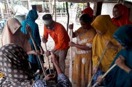 Lutfi Hanafi Diadang Warga di Desa Malaka