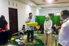 Muhammad Fauzi Salurkan Bantuan ke 20 Pesantren se-Luwu Raya