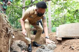 Peletakan Batu Pertama, Bupati Bantaeng Imbau Masyarakat Makmurkan Masjid