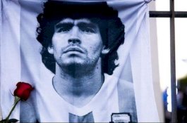 Laporan Medis: Harusnya Diego Maradona Masih Bisa Hidup ...