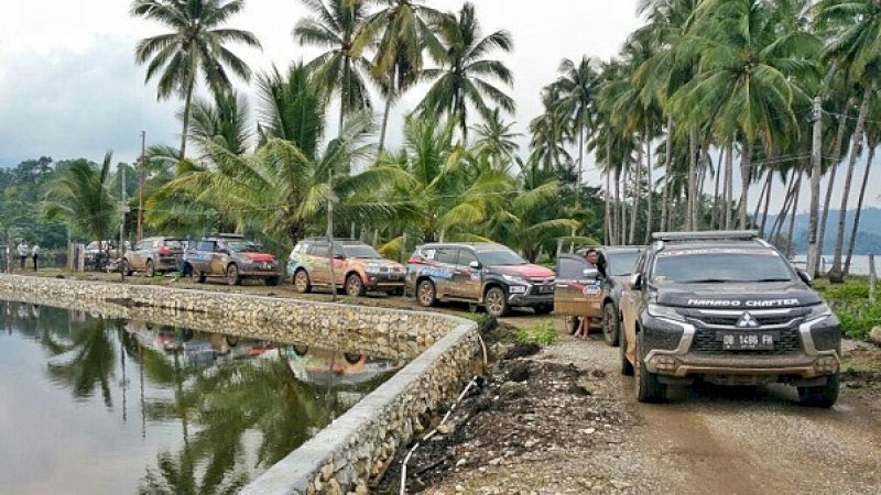 Potongan perjalanan rombongan Wonderful Adventure Tour (SWAT). Foto: Dok PT Bosowa Berlian Motor.