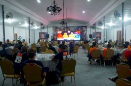 Bangga dengan Danny-Fatma, Tim dan Simpatisan Gelar Nobar