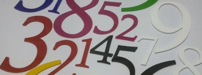 Nomor Ponsel "Keberuntungan" di Tiongkok Terjual Rp4,78 Miliar