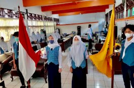 Amel-Naila Resmi Dilantik sebagai Ketua dan Wakil Ketua OSIS SMPN 6 Makassar