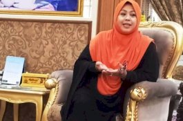 BKMT Parepare Bagikan Westafel Injak, Erna Rasyid Taufan: Semoga Masyarakat Terinspirasi