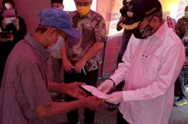 Taufan Pawe Ajak BUMD/BUMN Bahu-membahu Bantu Korban Kebakaran