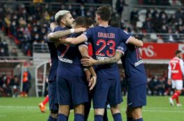 Cerita 10 Pemain PSG Terjebak di Lift Hampir Sejam sebelum Bertanding