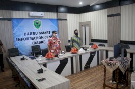 Berkinerja Baik Tangani Covid-19, Pemkab Barru Diganjar Rp15,7 Miliar