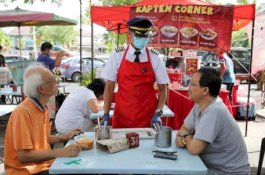 Kisah Pilot Korban PHK yang Kini Jualan Mi