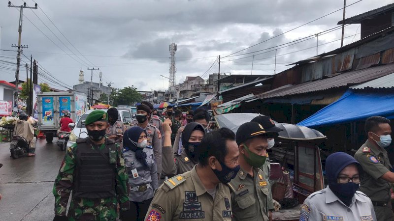 Pilih Pendekatan Persuasif, Satpol PP Sulsel Bersama TNI-Polri dan Dishub Sidak Pasar Tradisional