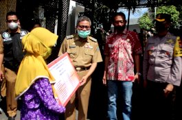 Pemkot Parepare Salurkan Bantuan untuk Warga Terdampak Covid-19