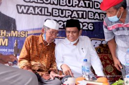 Eks Legislator Barru Ajak Warga Desa Palakka Coblos SS-AK