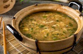 Ayah Lahap Makan Sup yang Dibeli dari Restoran, Ternyata Ada Bayi Kelelawar di Dalamnya