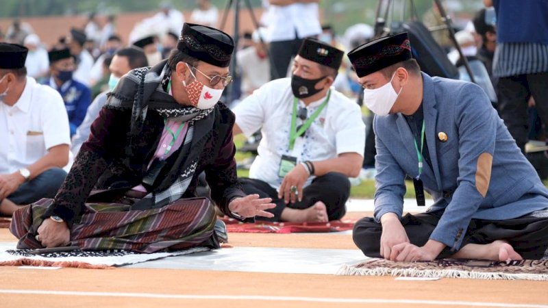 Mentan RI, Syahrul Yasin Limpo saat bersama Bupati Gowa Adnan Purichta Ichsan di Lapangan Syekh Yusuf Discovery Gowa.