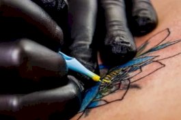 Termasuk Kelamin, Wanita Ini Habiskan Rp378 Juta untuk Tato Seluruh Tubuhnya