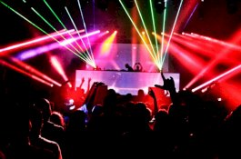 Ibu Dibui 14 Bulan Setelah Tinggalkan Anak Kecil dan Bayi di Rumah Demi Dugem