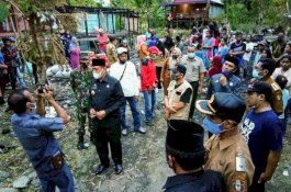 Bupati Wajo Semangati Korban Kebakaran Pattirosompe