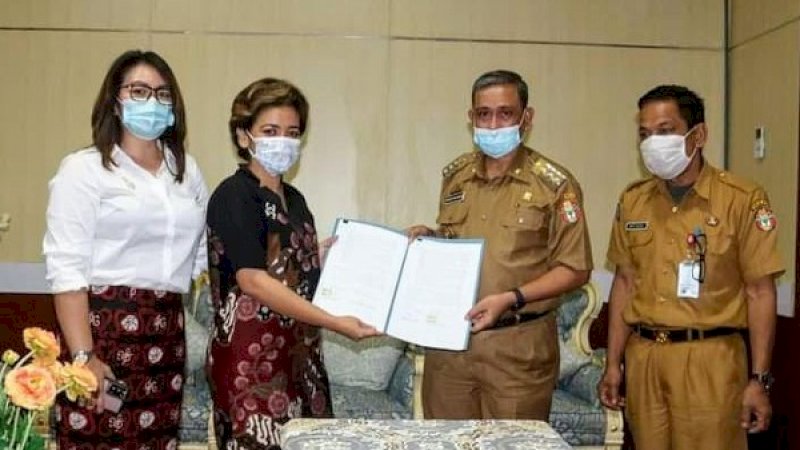 Pemerintah Kabupaten Wajo dengan Putera Sampoerna Foundation secara resmi melakukan perjanjian kerja sama. Penandatanganan berlangsung Kantor Bupati Wajo, Selasa (22/9/2020).